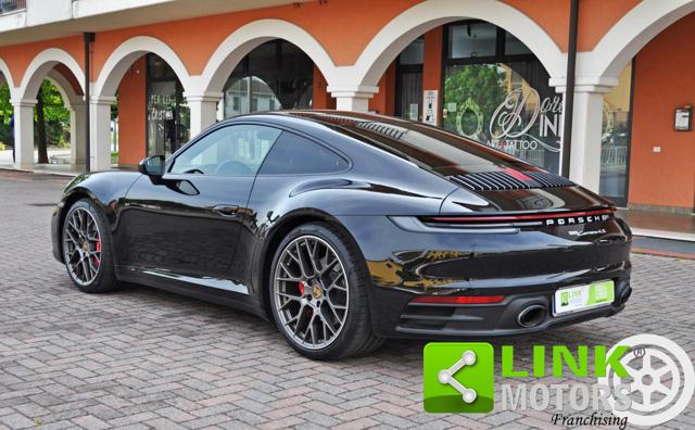 Porsche 911 Carrera 4S - foto 3 di 4