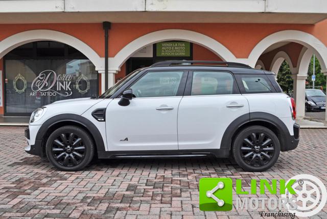 MINI Countryman 2.0 Cooper D Business ALL4 Automatica - foto 2 di 4