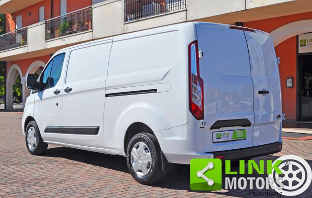 Ford Transit Custom 300 L2H1 2.0 EcoBlue 130cv Furgone Trend - foto 2 di 4