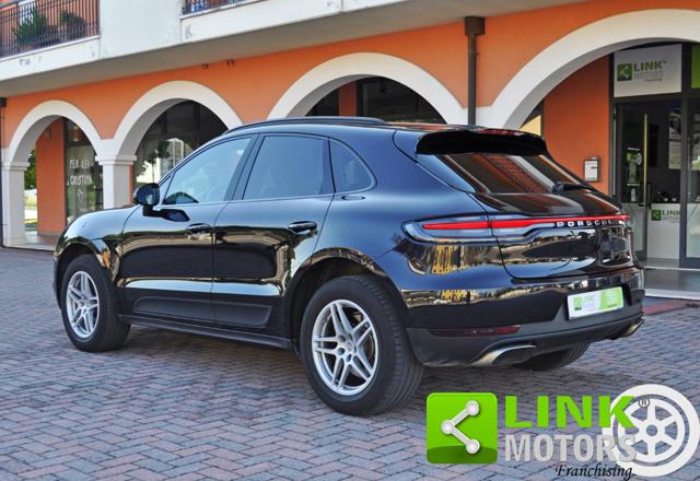 Porsche Macan 2.0 PDK 245CV - foto 2 di 4