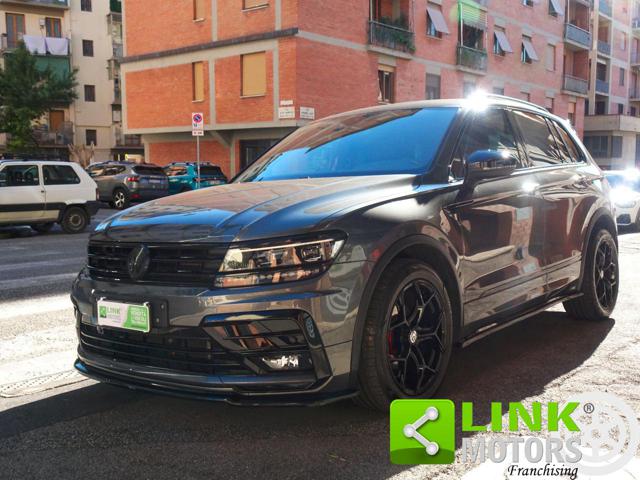 Volkswagen Tiguan 2.0 TDI DSG R-LILE 4MOTION -IMPECCABILE- usato a FIRENZE