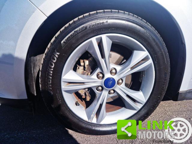 Ford C-Max 1.5 TDCi 120CV Titanium, del 2017, 136.399 km, in vendita a Foggia (FG)