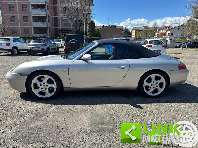 Porsche 996 Cabrio con Hard Top - foto 2 di 4