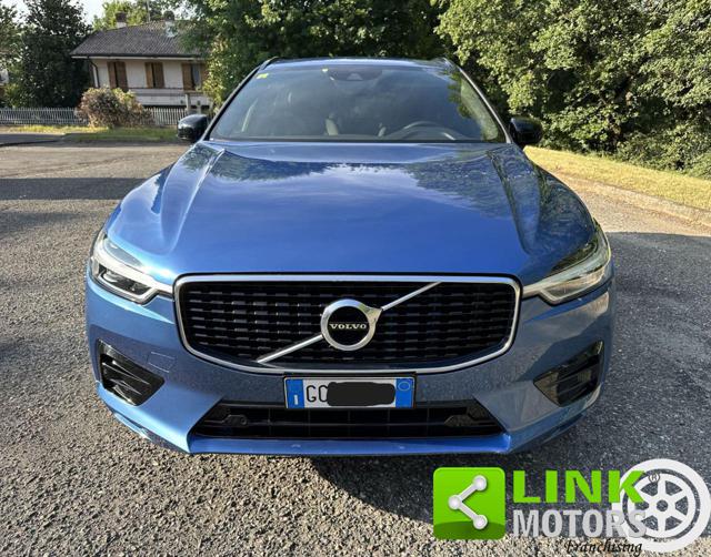 Volvo XC60 B4 MHEV AWD Geartronic R-design 197 CV - foto 2 di 4