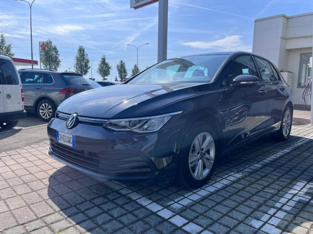 Volkswagen Golf 1.0 TSI EVO Life - foto 3 di 4