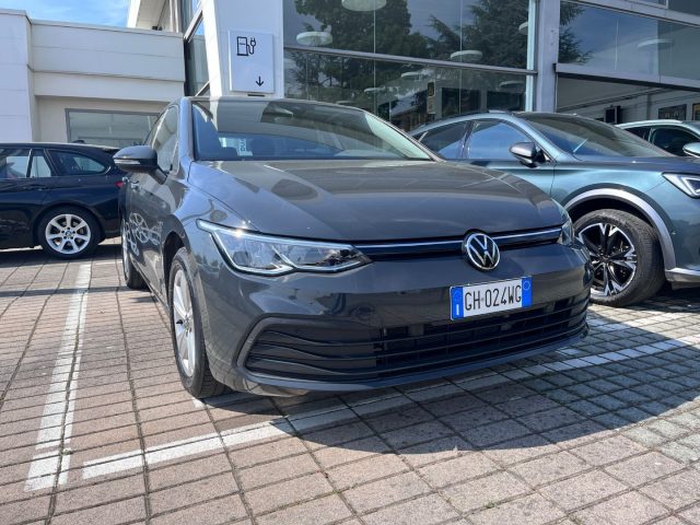 Volkswagen Golf 1.0 TSI EVO Life - foto 1 di 4