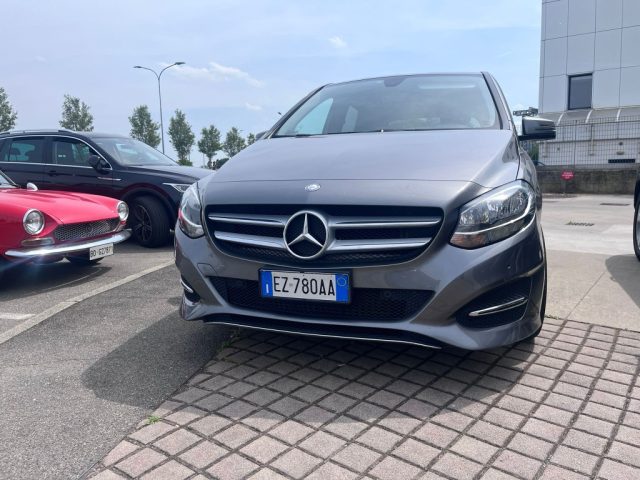 Mercedes-Benz B 180 CDI Premium usato a SAN GIORGIO PIACENTINO