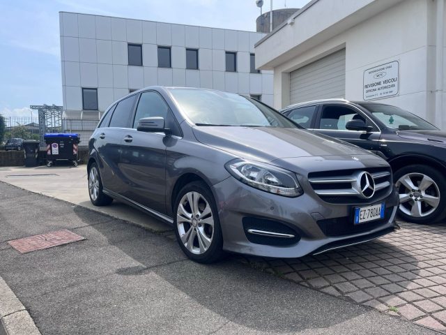Mercedes-Benz B 180 CDI Premium - foto 2 di 4