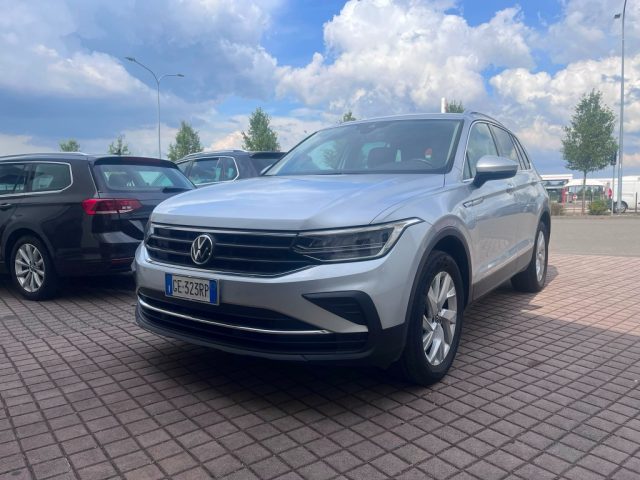 Volkswagen Tiguan 2.0 TDI 150 CV SCR DSG 4MOTION R-Line - foto 4 di 4
