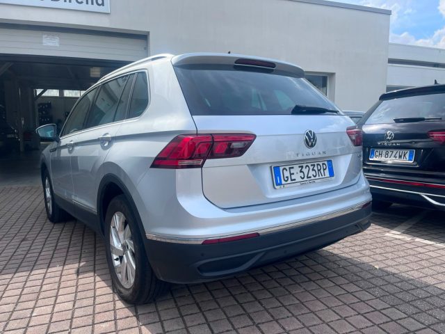 Volkswagen Tiguan 2.0 TDI 150 CV SCR DSG 4MOTION R-Line - foto 3 di 4