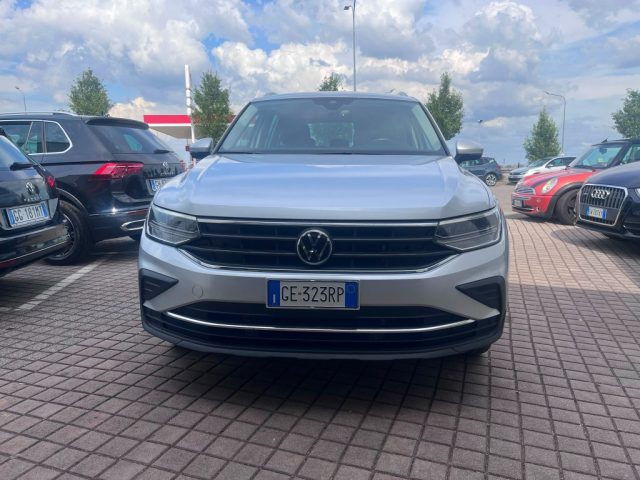 Volkswagen Tiguan 2.0 TDI 150 CV SCR DSG 4MOTION R-Line usato a SAN GIORGIO PIACENTINO