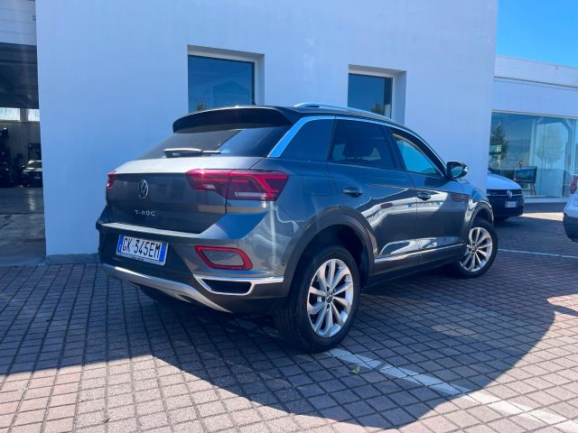 Volkswagen T-Roc 1.0 TSI Style - foto 2 di 4