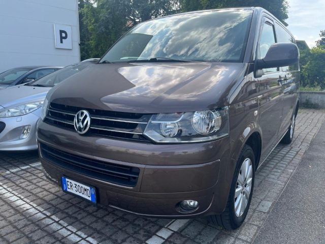 Volkswagen Caravelle 2.0 BiTDI 180CV DSG 4 Motion PC Comfortline usato a SAN GIORGIO PIACENTINO