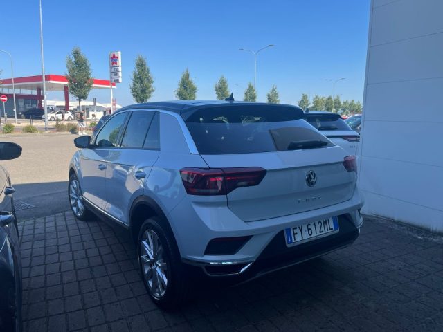 Volkswagen T-Roc 1.6 TDI SCR Advanced BlueMotion Technology - foto 3 di 4