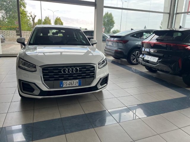 Audi Q2 1.6 TDI S tronic Design - foto 2 di 4