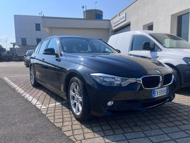BMW 318 d xDrive Touring Msport - foto 2 di 4
