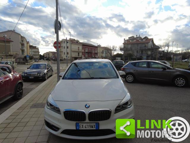 BMW 216 d Active Tourer - foto 2 di 4