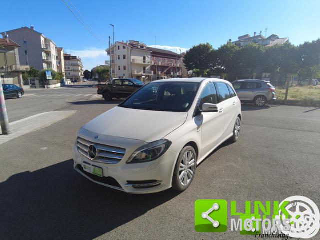 Mercedes-Benz B 200 blu efficiency usato a SAN GIOVANNI ROTONDO