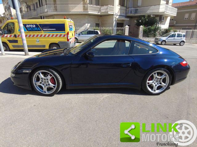 Porsche 911 Carrera 4S Coupé - foto 4 di 4