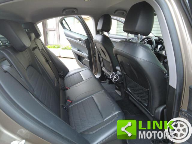 Alfa Romeo Stelvio 2.2 Turbodiesel 180 CV AT8 Q4 Business - foto 4 di 4
