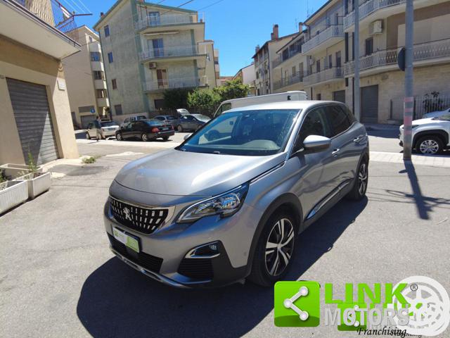 Peugeot 3008 pure tech, del 2019, 141.000 km, in vendita a San Giovanni Rotondo (FG)