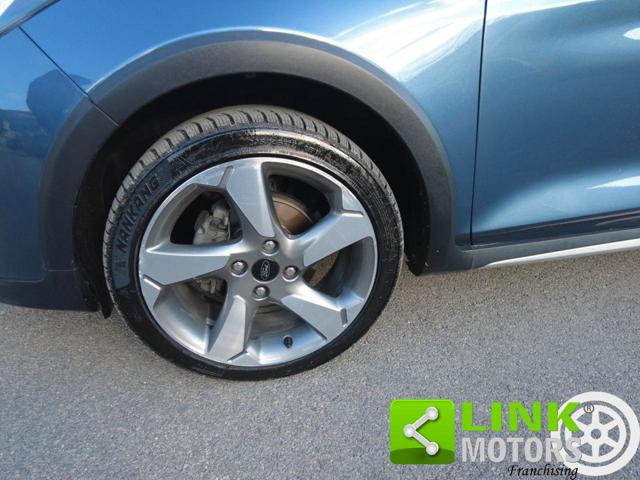 Ford Fiesta Active 1.0 Ecoboost 100 CV - foto 4 di 4