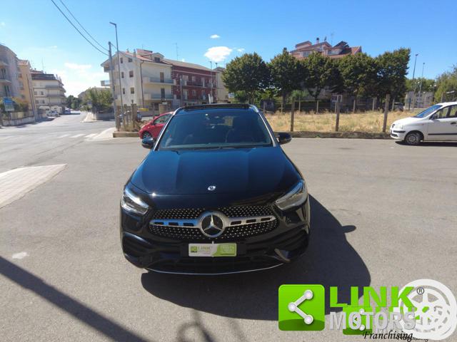 Mercedes-Benz GLA 200 executive - foto 3 di 4