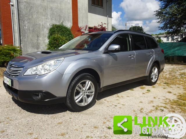 Subaru OUTBACK SW 2.0D Trend Limited usato a VOLPAGO DEL MONTELLO
