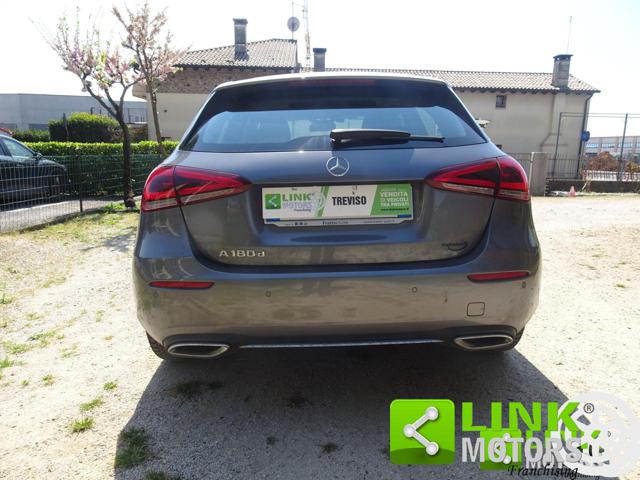 Mercedes-Benz A 180 SPORT - foto 4 di 4