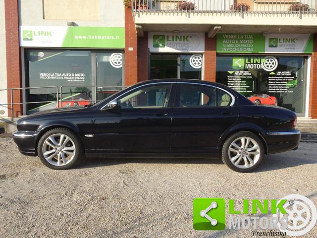 Jaguar X-Type 3.0 V6 24V cat Executive - foto 3 di 4