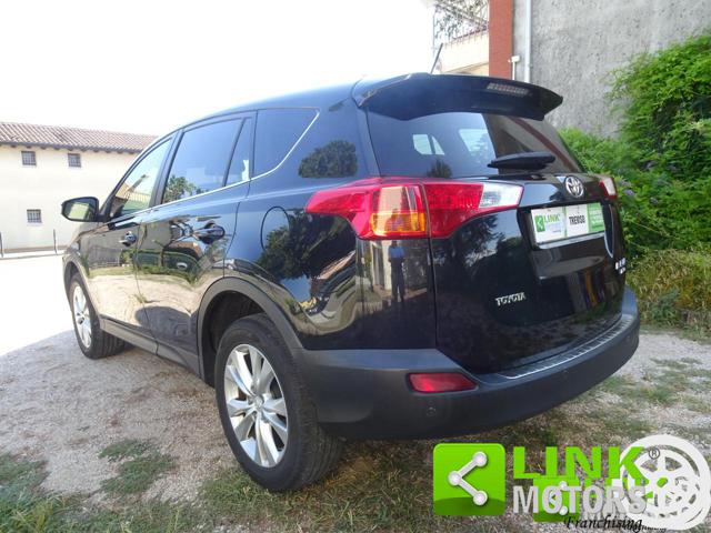 Toyota RAV 4 AWD - foto 3 di 4