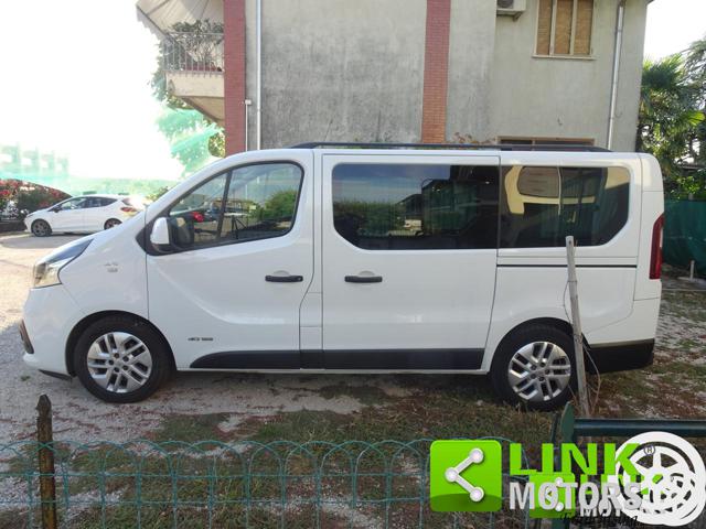 Renault Trafic INTENS L1 T27 1.6 dCi Twin Turbo 125cv S&S Euro - foto 2 di 4