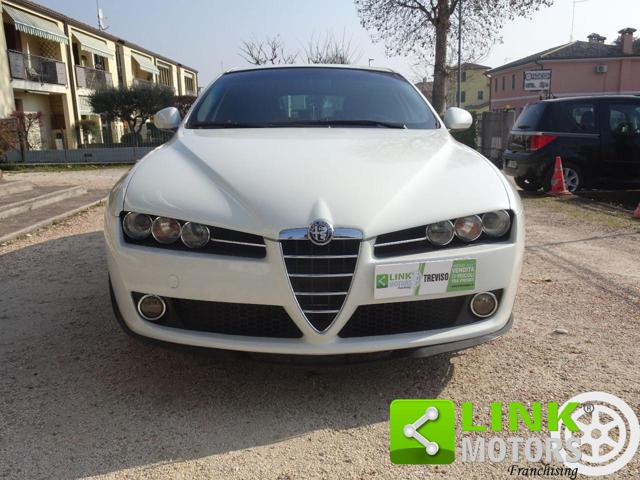Alfa Romeo 159 1750 TBi Sportwagon Distinctive - foto 2 di 4