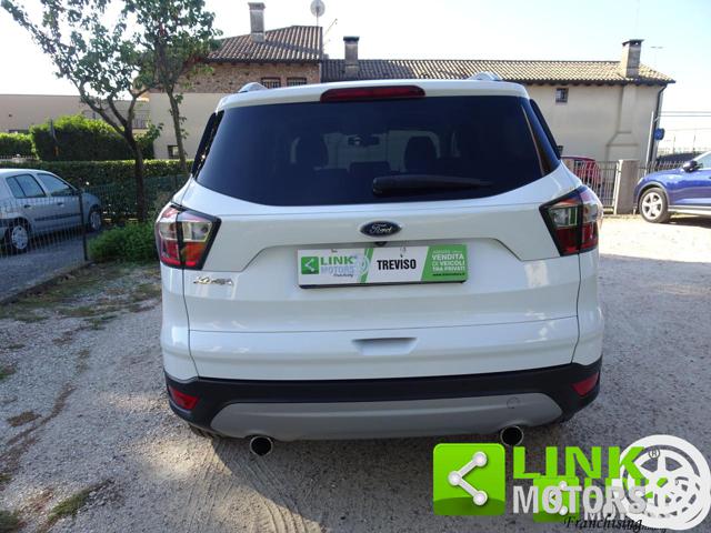 Ford Kuga 1500CC - foto 4 di 4