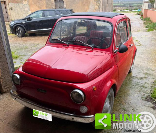Fiat 500 R d'epoca a SIRACUSA