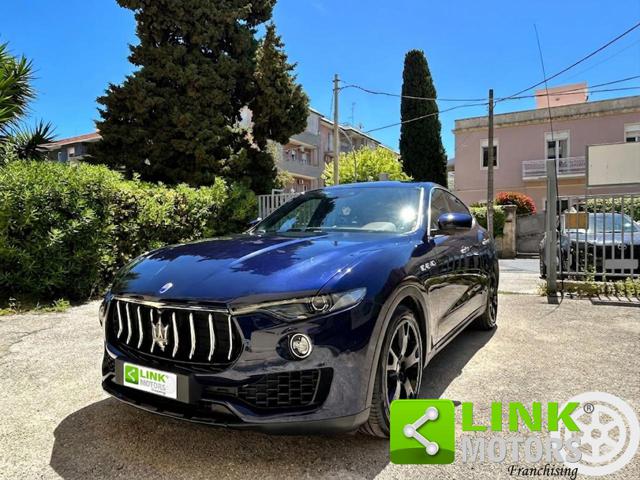 Maserati Levante . usato a SIRACUSA