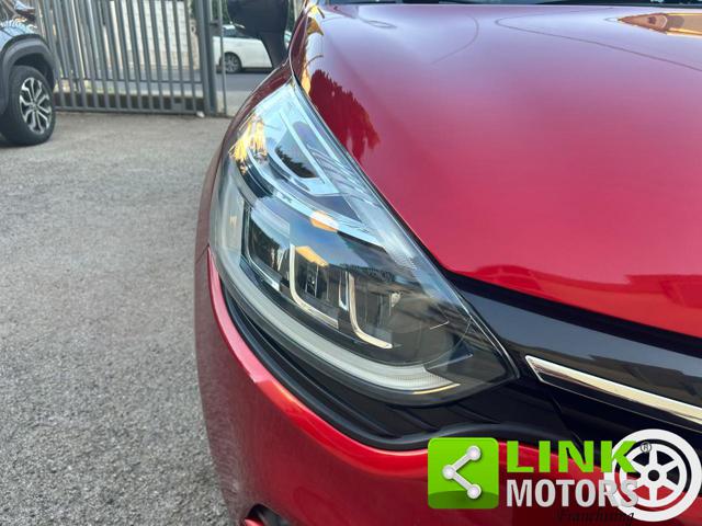 Renault Clio Itens - foto 2 di 4