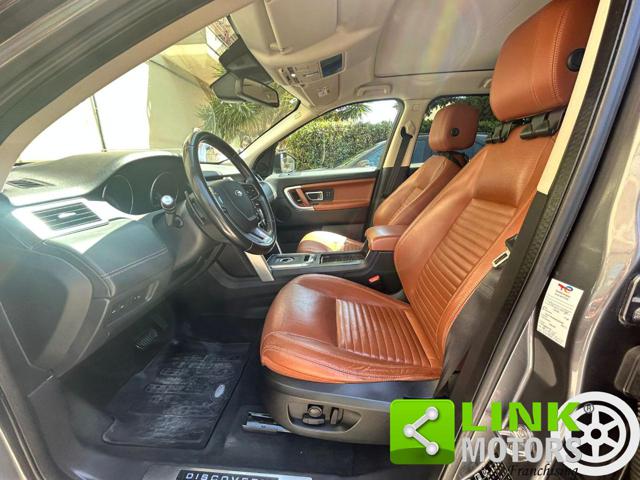 Land Rover Discovery Sport HSE Luxury - foto 2 di 4