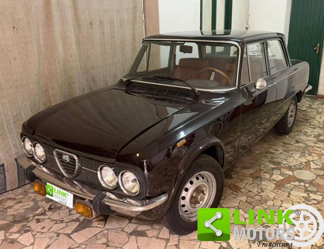 Alfa Romeo Giulia 1300 SUPER d'epoca a SIRACUSA