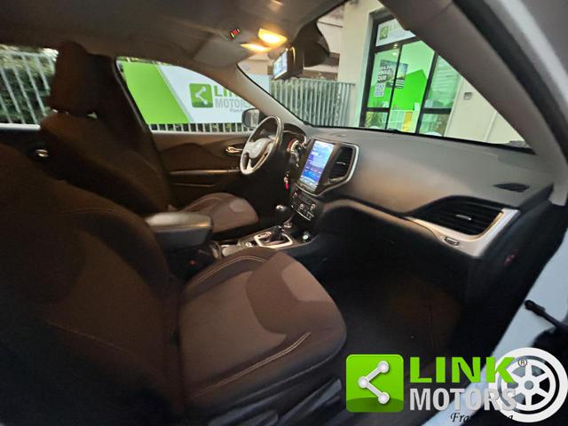 Jeep Cherokee LONGITUDE4X4 - foto 4 di 4