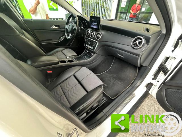 Mercedes-Benz GLA 180 PREMIUM AUTOMATICA - foto 4 di 4