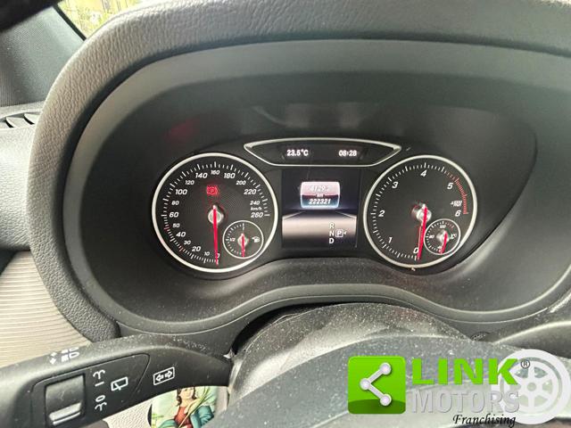 Mercedes-Benz B 200 d Automatic Premium - foto 4 di 4