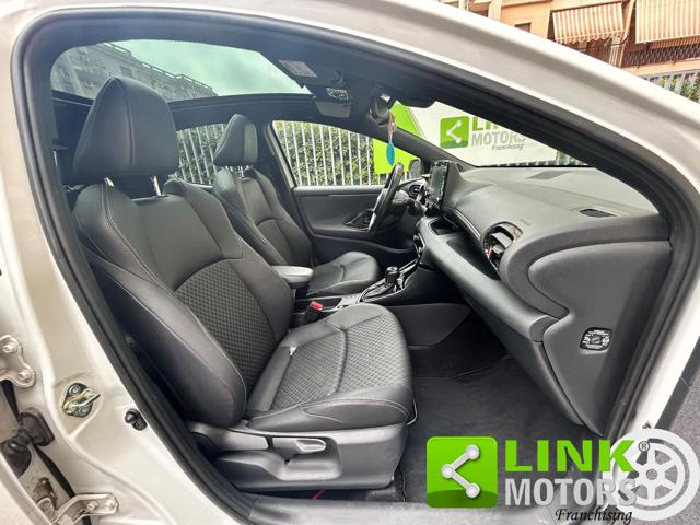 Toyota Yaris LOUNGE - foto 4 di 4