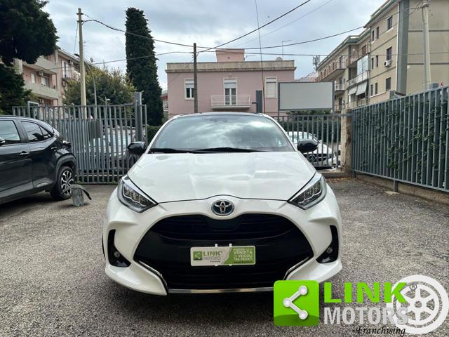 Toyota Yaris LOUNGE - foto 3 di 4