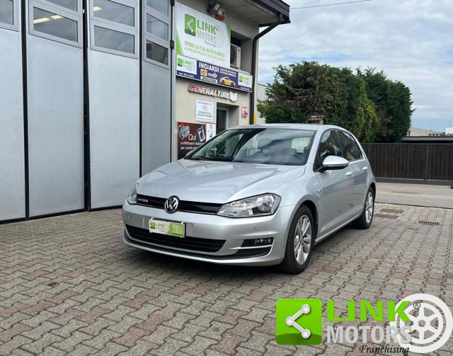 Volkswagen Golf 1.0 TSI 115 CV DSG 5p. Comfortline BlueMotion usato a SERGNANO