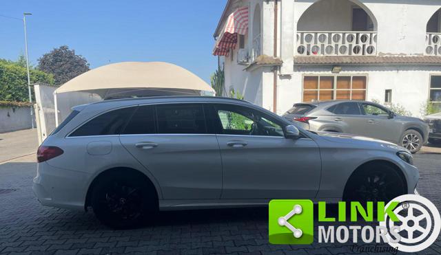 Mercedes-Benz C 220 Premium - foto 2 di 4