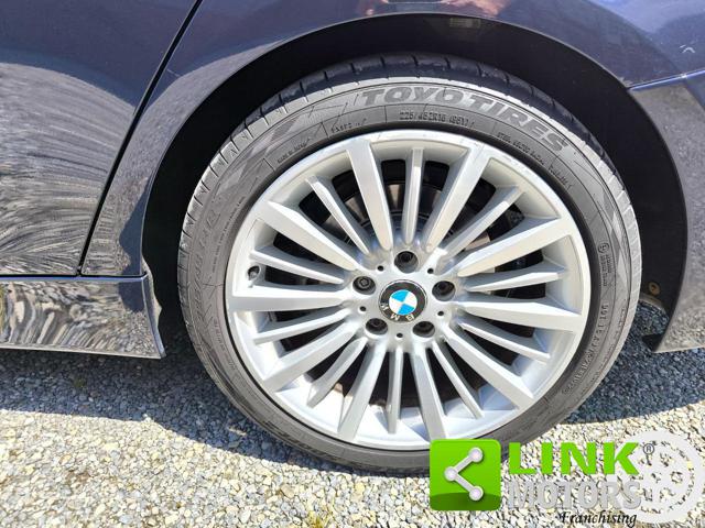 BMW 320 d Touring Luxury, del 2012, 216.000 km, in vendita a Rottofreno (PC)