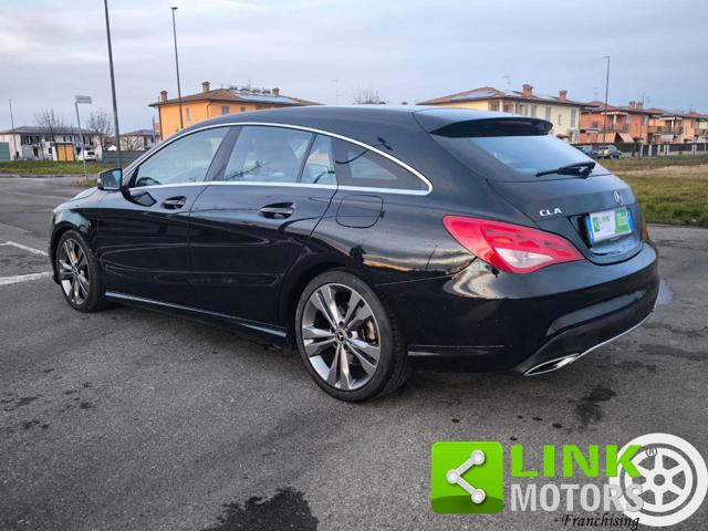 Mercedes-Benz CLA 180 d Sooting Brake Sport - foto 3 di 4