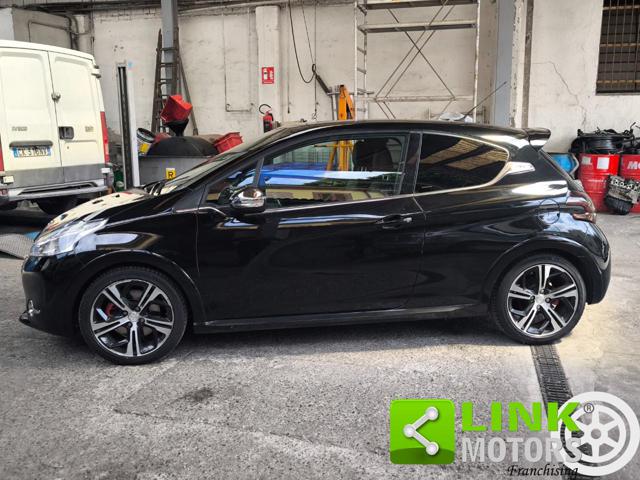 Peugeot 208 1� serie 1.6 THP 200 CV 3 porte GTi - foto 2 di 4