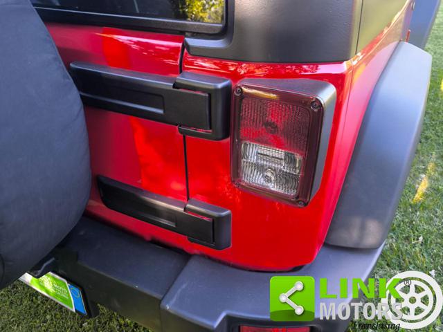 Jeep Wrangler 2.8 CRD DPF Sport - foto 3 di 4